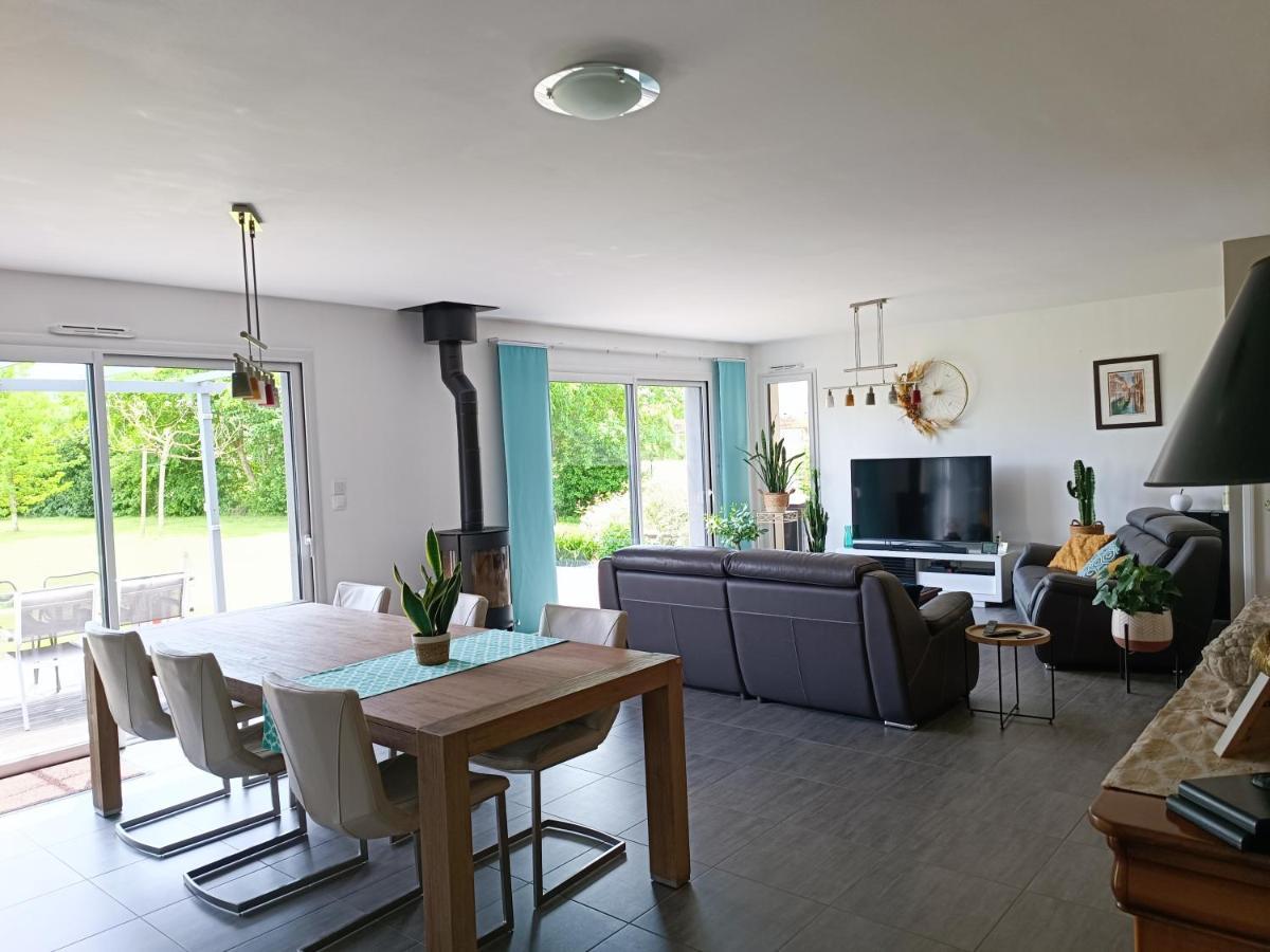 B&B Marianne-Jacky Lemans Montbizot Exteriér fotografie
